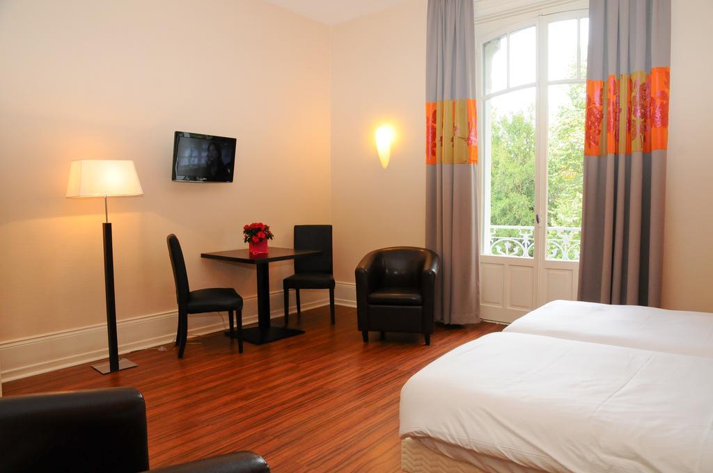 Garden & City Luxeuil Ex Le Metropole Et Les Thermes المظهر الخارجي الصورة